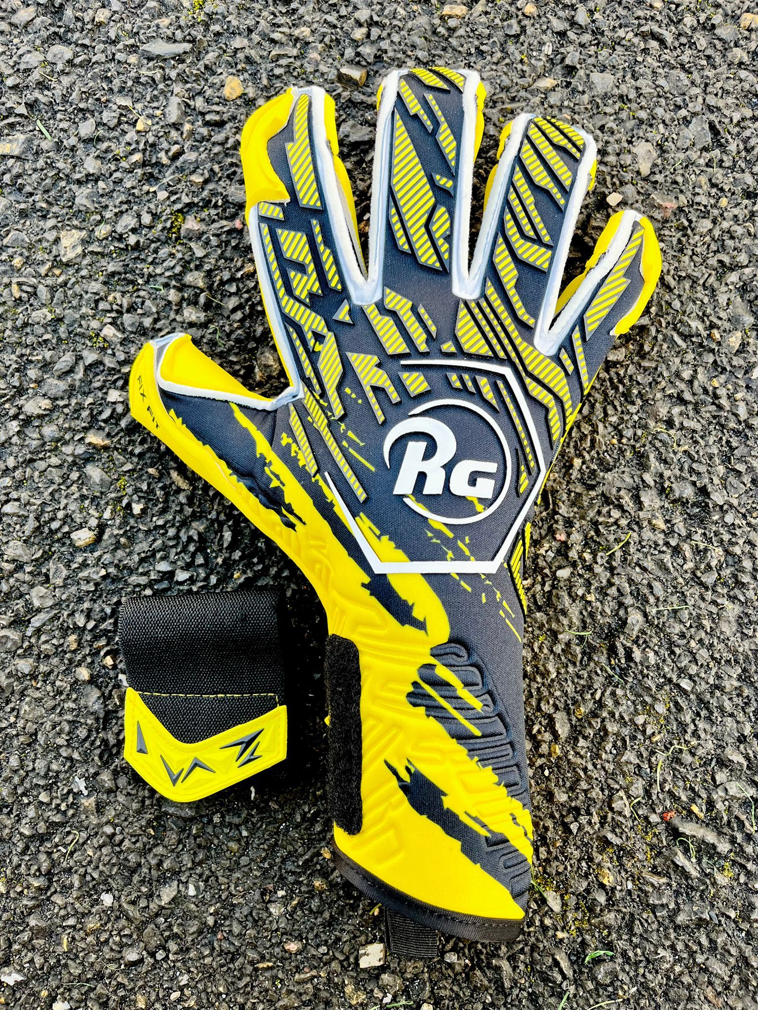 RG Goalkeeper Toride Replica gants de gardien de but de soccer – Soccer
